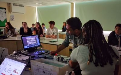 Students study vaping impact on the human body
