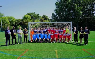 Former Midlands football star opens 3G pitch
